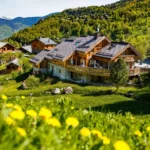 INSTA-Printemps-Chalet-Fleurs-Abeille-Hameau-Mai-500x500
