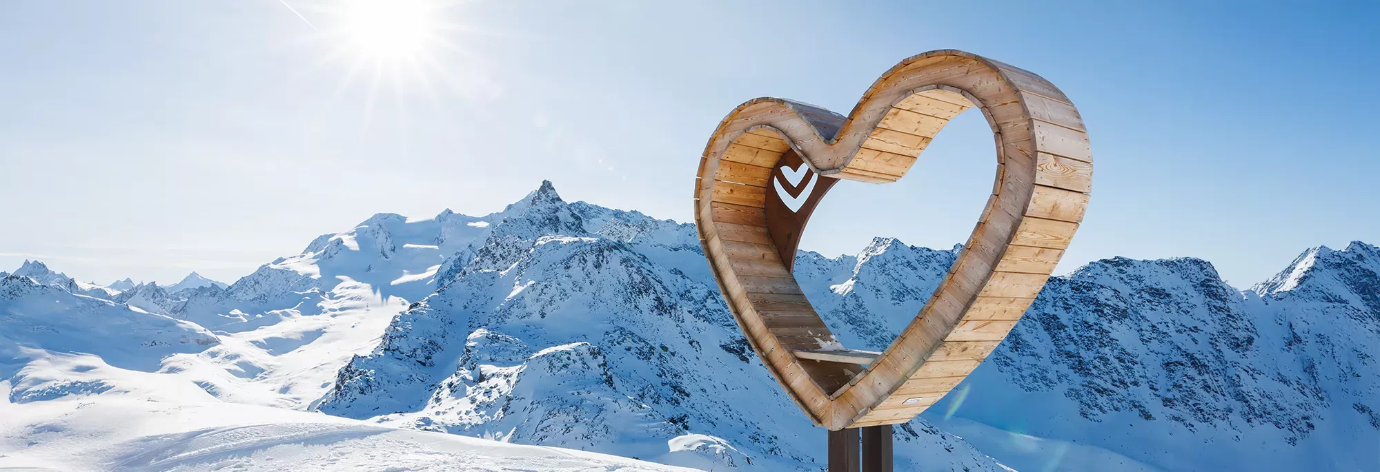 header-Recrutement-Meribel-Coeur-Spot-Photo-Mont-Vallon-Glacier-Gebroulaz-2000x685