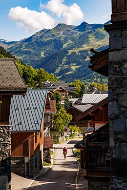 Ete-Page-Quartier-Meribel-Villages-Chalets-260x390