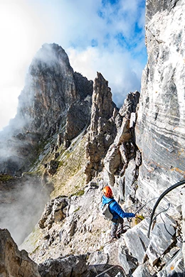 Meribel-Paysage-activites-Via-Ferrata-Burgin-saulire-260x390