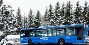 Photo d'un Méribus, une navette gratuite dans la station de ski.